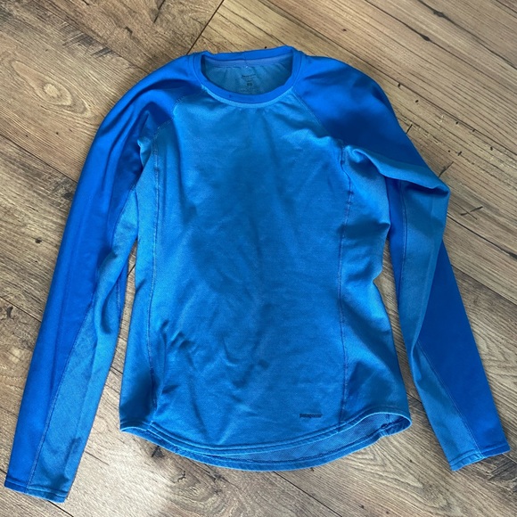 Patagonia capilene 3 base layer. Beautiful blue. Excellent condition. Small - Picture 1 of 6